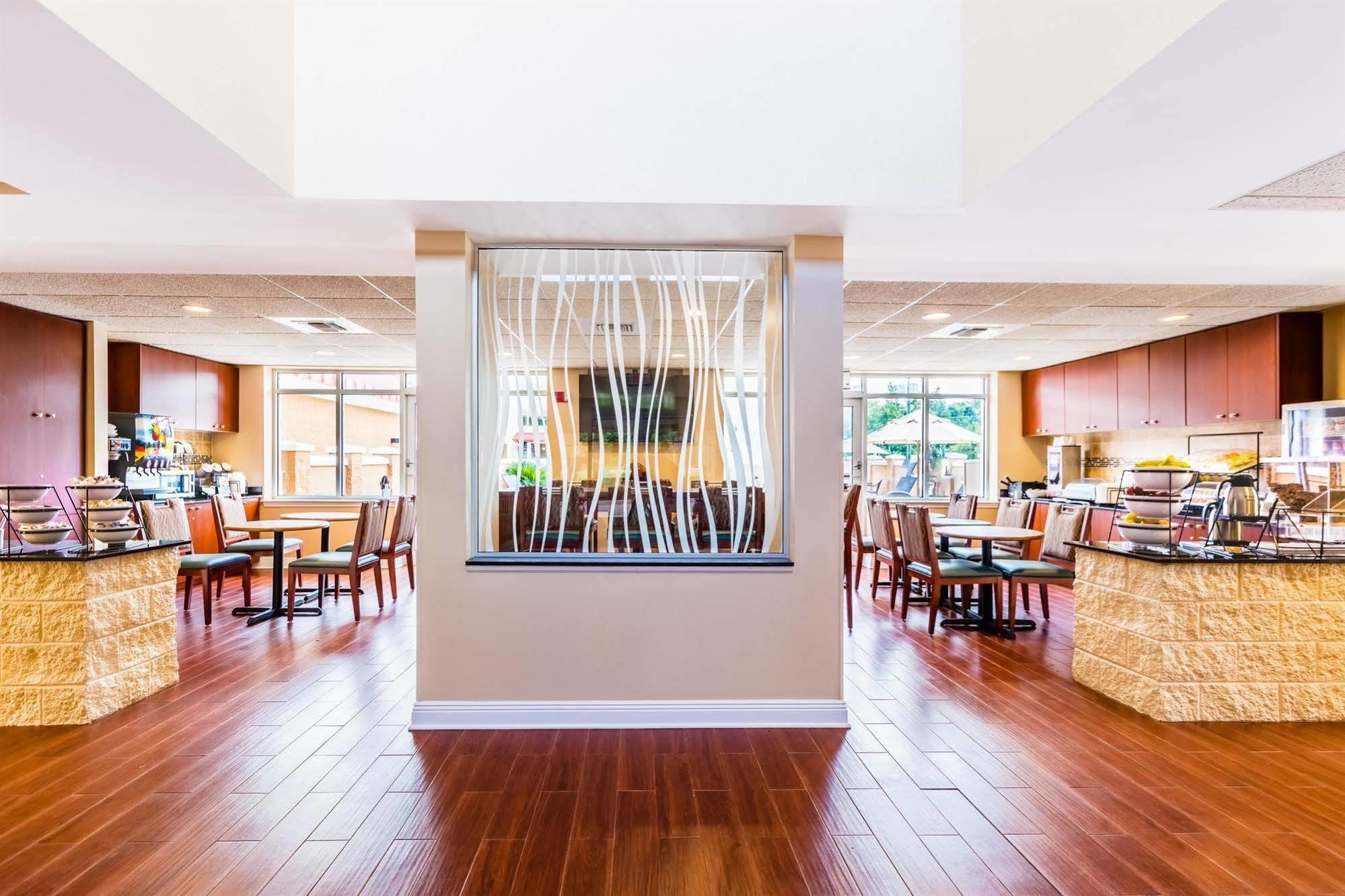 Best Western Milton Inn Екстер'єр фото